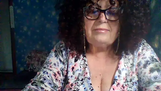 Snapshot of Milaniya606 chatting on November 2025 01:43:01 PM Milaniya606 online show from November 2025 01:43:01 PM