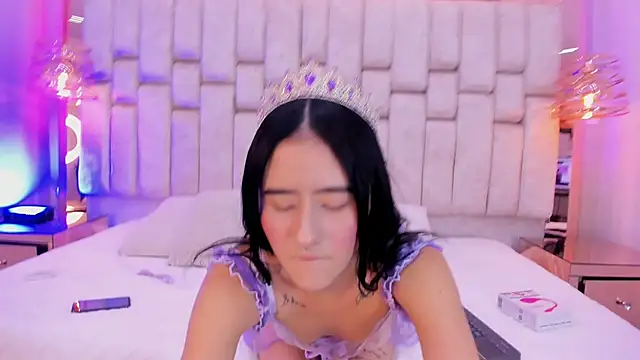 Snapshot of MylittleEmily_ chatting on November 2025 04:22:02 AM MylittleEmily online show from November 2025 04:22:02 AM