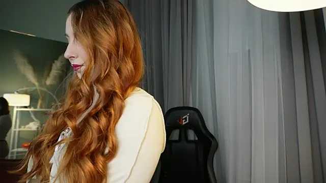 Snapshot of Cherry_Flame_ chatting on November 2025 09:04:01 PM Cherry Flame online show from November 2025 09:04:01 PM