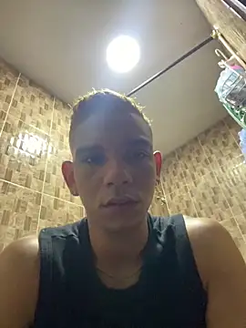 Snapshot of Dylams_maja chatting on December 2025 04:33:02 AM Dylams maja online show from December 2025 04:33:02 AM