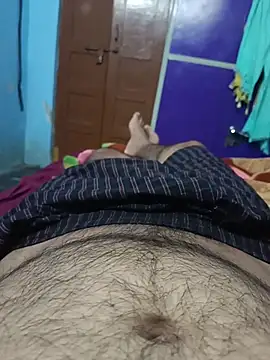 Snapshot of bearslove143 chatting on November 2025 03:28:02 AM bearslove143 online show from November 2025 03:28:02 AM