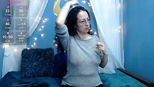 Lauryn Jones online show from December 2025 03:52:02 PM