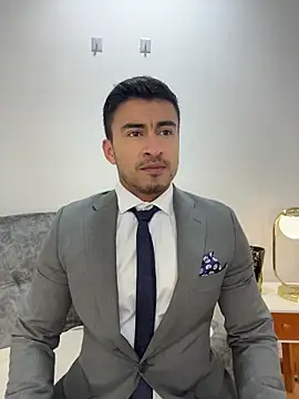 Chris Clarck online show from November 2025 07:14:01 PM