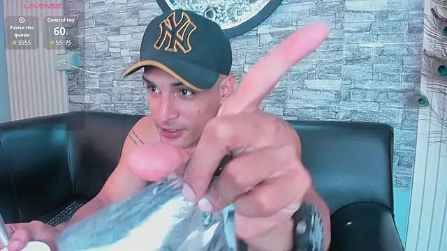 blaze phoenix online show from November 2025 03:45:02 AM