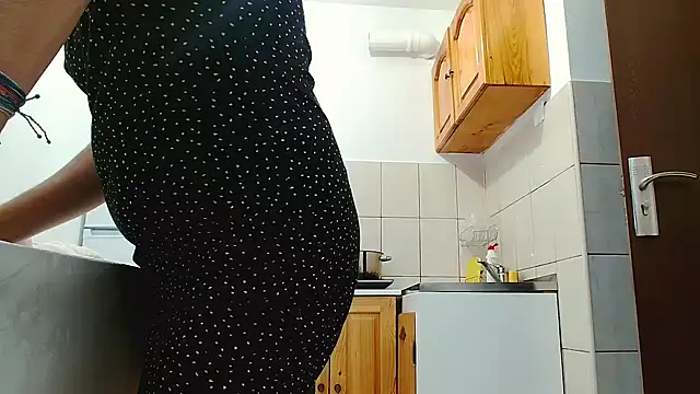 Snapshot of CharmingPearl chatting on November 2025 08:50:02 AM CharmingPearl online show from November 2025 08:50:02 AM