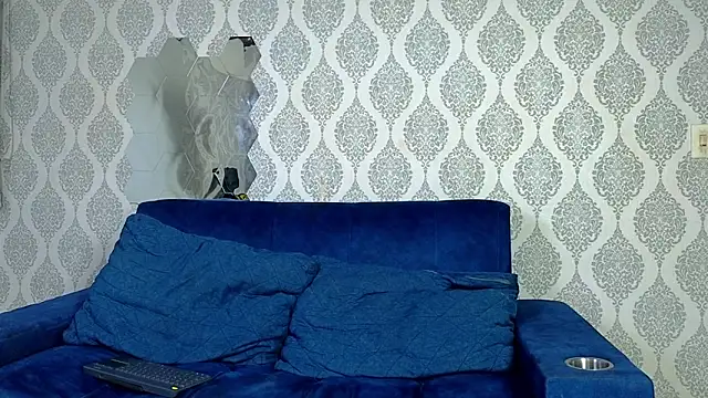 Boy savoy online show from November 2025 07:19:01 AM