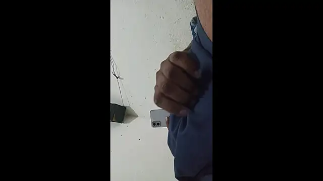 Snapshot of negrocomomisuerte chatting on November 2025 06:23:01 AM negrocomomisuerte online show from November 2025 06:23:01 AM