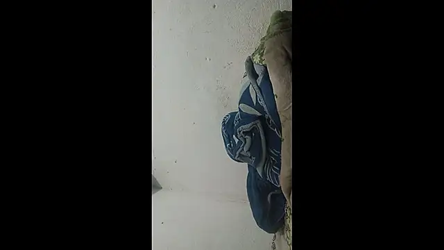 Snapshot of negrocomomisuerte chatting on November 2025 06:52:01 AM negrocomomisuerte online show from November 2025 06:52:01 AM