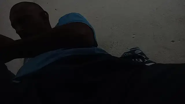 Snapshot of negrocomomisuerte chatting on November 2025 07:45:01 AM negrocomomisuerte online show from November 2025 07:45:01 AM