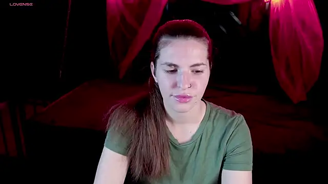 Snapshot of DanielaReign chatting on November 2025 02:16:02 PM DanielaReign online show from November 2025 02:16:02 PM