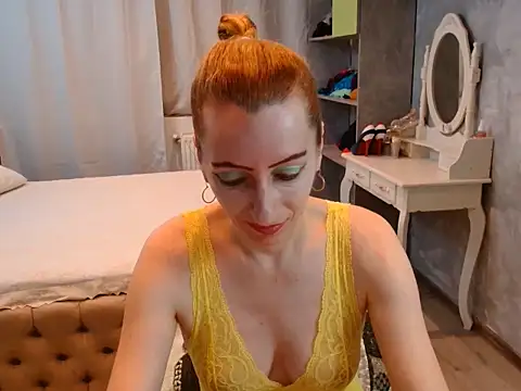 Snapshot of AnneDevrim chatting on November 2025 06:56:02 AM AnneDevrim online show from November 2025 06:56:02 AM