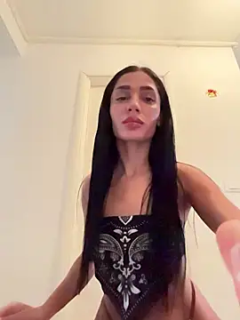 Snapshot of VickyM99 chatting on December 2025 09:04:01 AM VickyM99 online show from December 2025 09:04:01 AM