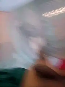 LUISDARIO24 online show from October 2025 12:38:02 PM