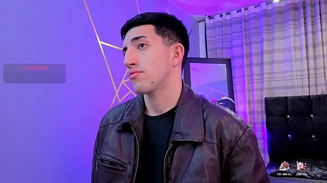 Un Sluttyy online show from December 2025 11:17:01 AM