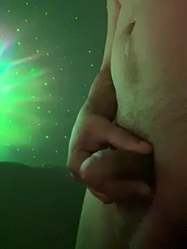 Snapshot of Aronxl chatting on December 2025 04:09:01 AM Aronxl online show from December 2025 04:09:01 AM