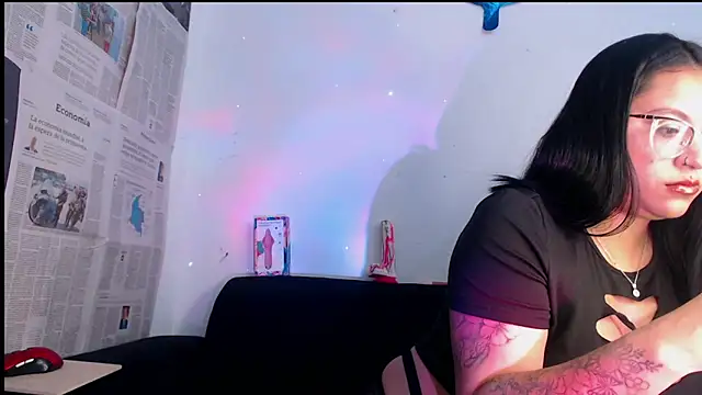 Snapshot of Janna_Dolce chatting on December 2025 01:09:02 PM Janna Dolce online show from December 2025 01:09:02 PM