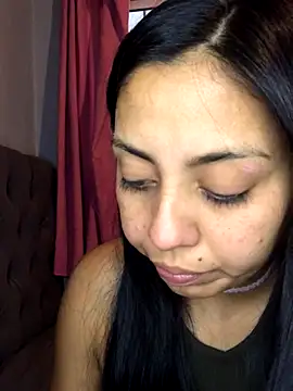 Snapshot of velvetcurvy chatting on December 2025 06:13:02 PM velvetcurvy online show from December 2025 06:13:02 PM