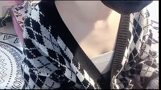 Snapshot of coco-jiang chatting on December 2025 05:12:02 AM coco-jiang online show from December 2025 05:12:02 AM