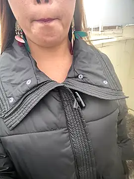 Xiaomili8 online show from December 2025 05:34:02 AM