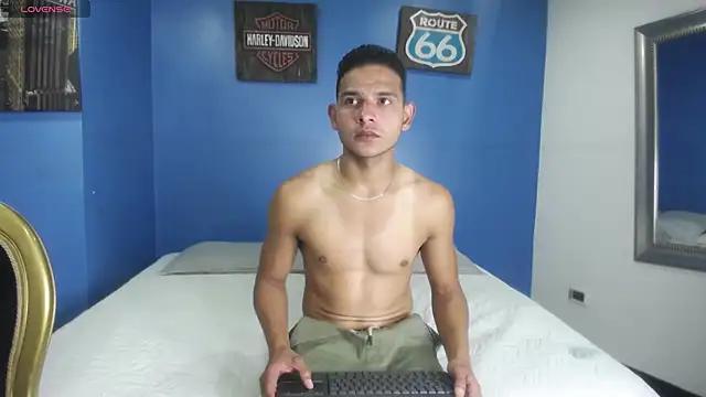 Snapshot of Angel_Dusstt_ chatting on December 2025 12:54:01 PM Angel Dusstt online show from December 2025 12:54:01 PM