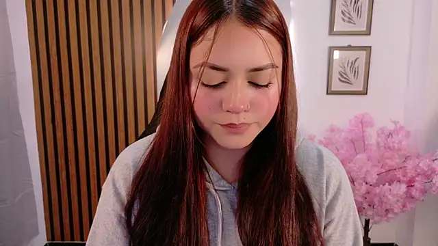 melany- - online show from December 2025 01:11:01 AM