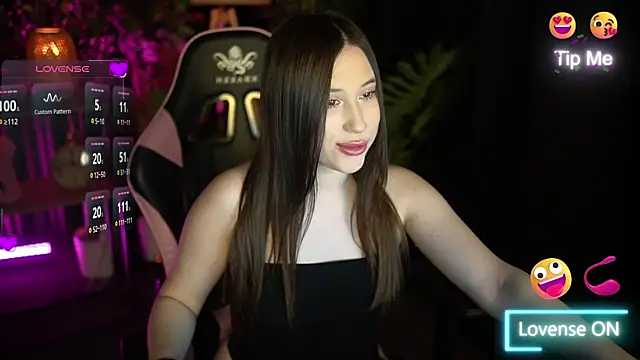 Snapshot of SoffiRay chatting on December 2025 03:10:01 PM SoffiRay online show from December 2025 03:10:01 PM