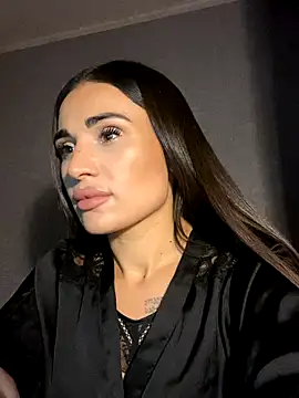 Snapshot of MonikaSi chatting on December 2025 06:05:01 PM MonikaSi online show from December 2025 06:05:01 PM