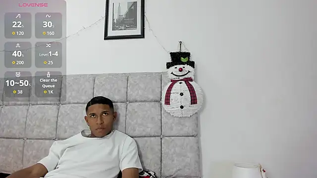 Snapshot of sofiia_smith_ chatting on December 2025 08:47:02 PM sofiia smith online show from December 2025 08:47:02 PM