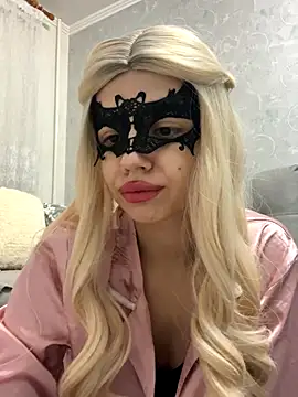 Snapshot of s4rah chatting on December 2025 03:50:02 PM s4rah online show from December 2025 03:50:02 PM