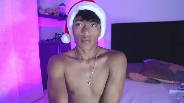 Snapshot of santinaughty chatting on December 2025 04:28:02 AM santinaughty online show from December 2025 04:28:02 AM