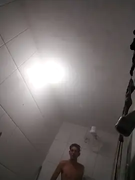 Snapshot of Lucasmk777 chatting on December 2025 10:33:01 AM Lucasmk777 online show from December 2025 10:33:01 AM