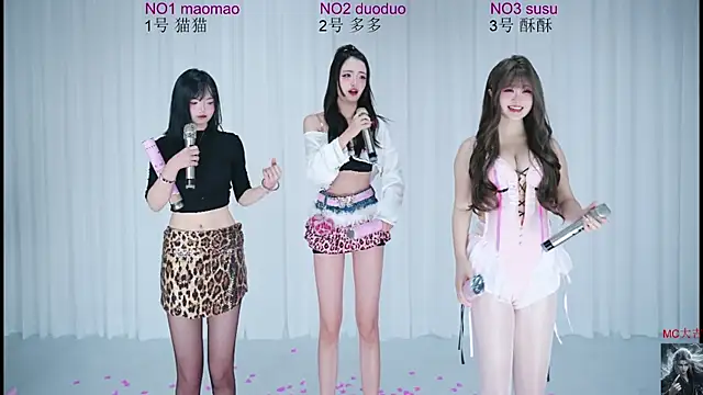 Snapshot of Sexy-101 chatting on December 2025 03:04:01 AM Sexy-101 online show from December 2025 03:04:01 AM