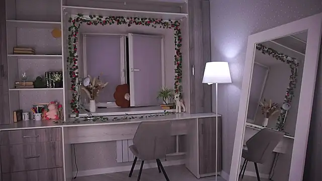 Snapshot of RonnieSparlin chatting on December 2025 12:54:01 PM RonnieSparlin online show from December 2025 12:54:01 PM