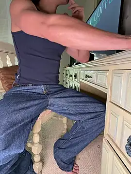 Snapshot of lionel66878 chatting on December 2025 08:37:02 PM lionel66878 online show from December 2025 08:37:02 PM