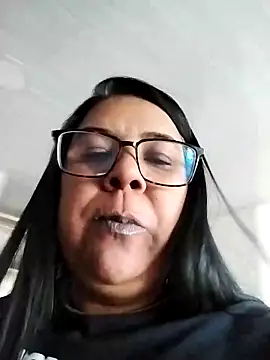 Carameloswing1 online show from December 2025 09:53:01 PM