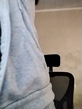 Carameloswing1 online show from December 2025 01:49:02 PM