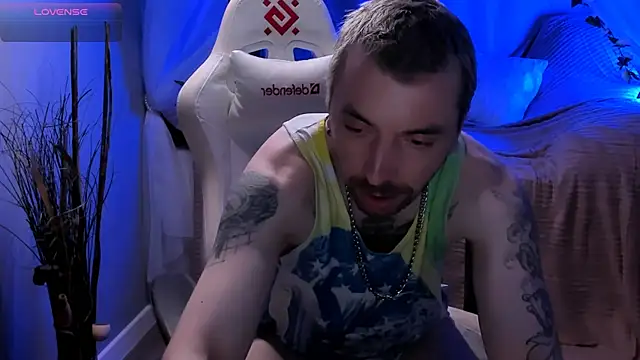 Snapshot of shaun_white chatting on December 2025 11:04:02 AM shaun white online show from December 2025 11:04:02 AM