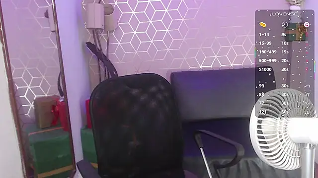 Mia Rivers  online show from December 2025 09:53:02 PM