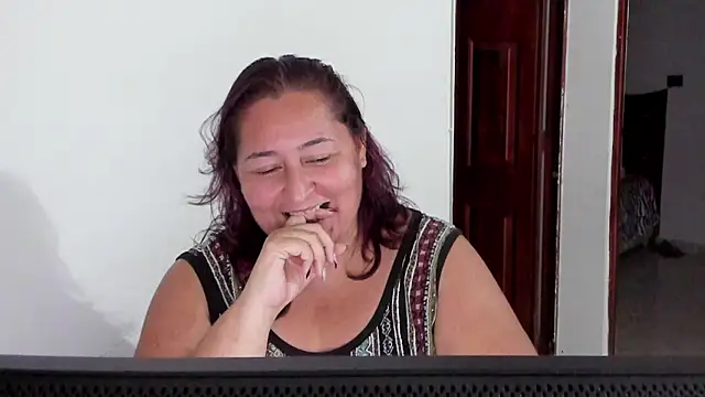 VioletBruces online show from December 2025 11:46:01 PM