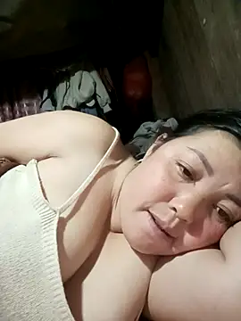 Snapshot of sary-hot2x chatting on December 2025 12:58:02 PM sary-hot2x online show from December 2025 12:58:02 PM