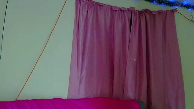 Snapshot of joyshe__vergara chatting on December 2025 07:06:02 AM joyshe vergara online show from December 2025 07:06:02 AM