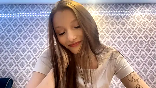 Snapshot of Cleonoth2o chatting on December 2025 06:37:02 PM Cleonoth2o online show from December 2025 06:37:02 PM