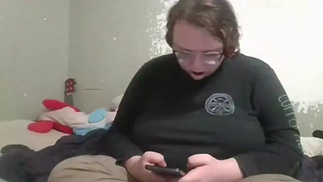 Snapshot of Rentastnrgurl chatting on December 2025 12:54:01 PM Rentastnrgurl online show from December 2025 12:54:01 PM