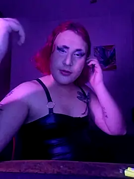 Snapshot of alien_ate_red chatting on December 2025 12:59:02 AM alien ate red online show from December 2025 12:59:02 AM