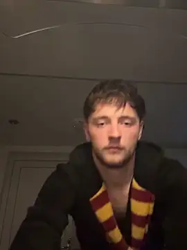 clough03 online show from December 2025 12:18:02 AM