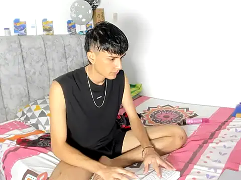 Snapshot of Andycillo chatting on December 2025 01:21:02 AM Andycillo online show from December 2025 01:21:02 AM