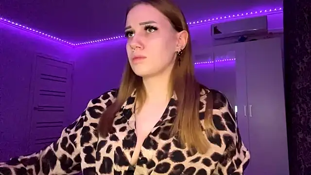 SeductiveNika online show from December 2025 01:18:01 PM