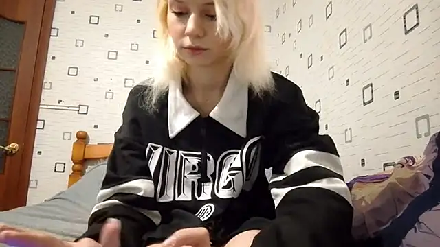 Snapshot of Sofalakers chatting on December 2025 01:27:01 PM Sofalakers online show from December 2025 01:27:01 PM