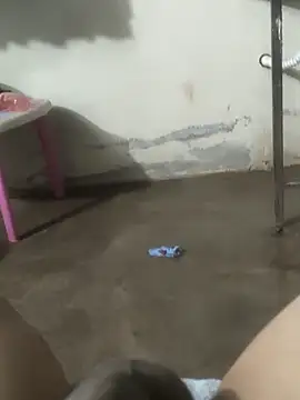 Snapshot of DanielGr27 chatting on December 2025 12:17:01 AM DanielGr27 online show from December 2025 12:17:01 AM