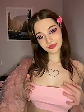 Snapshot of WIKESSTAR chatting on December 2025 08:25:02 PM WIKESSTAR online show from December 2025 08:25:02 PM